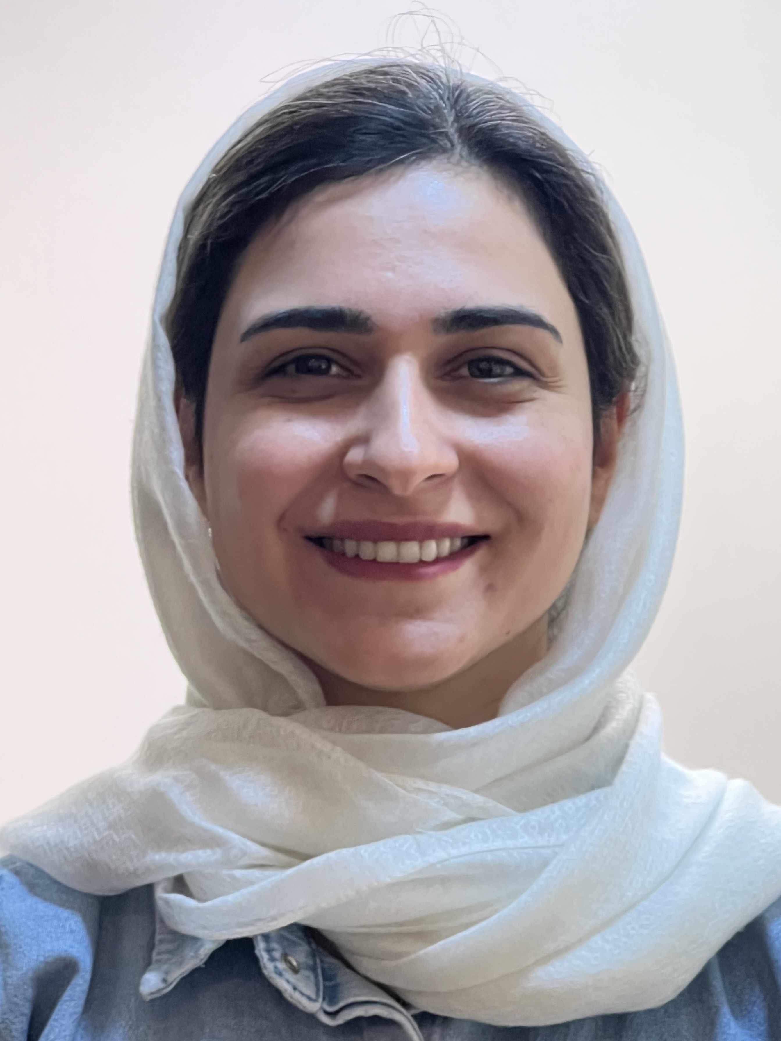 دکتر ریحانه تاجری سرشکه